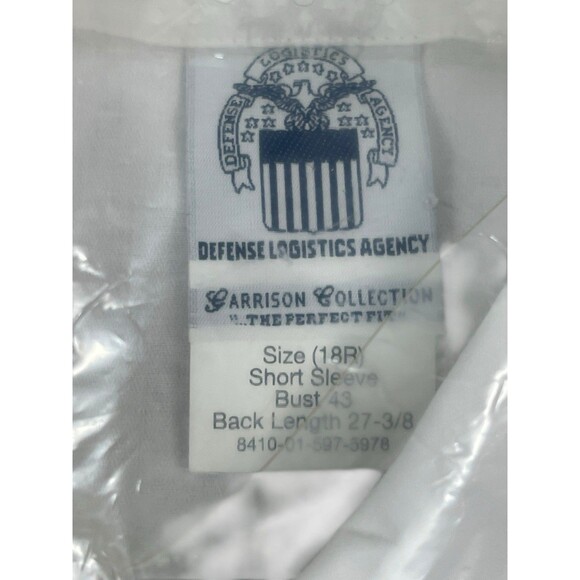 Garrison Collection Defense Logistics Agency White Short Sleeve Top 18 R NWT - Picture 2 of 6